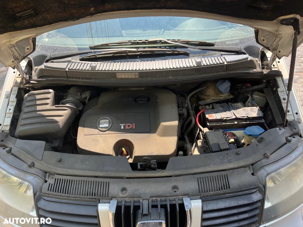 Dezmembrez Seat Alhambra automat 2001 gri argintiu 1,9 TDI 85KW AUY - 12