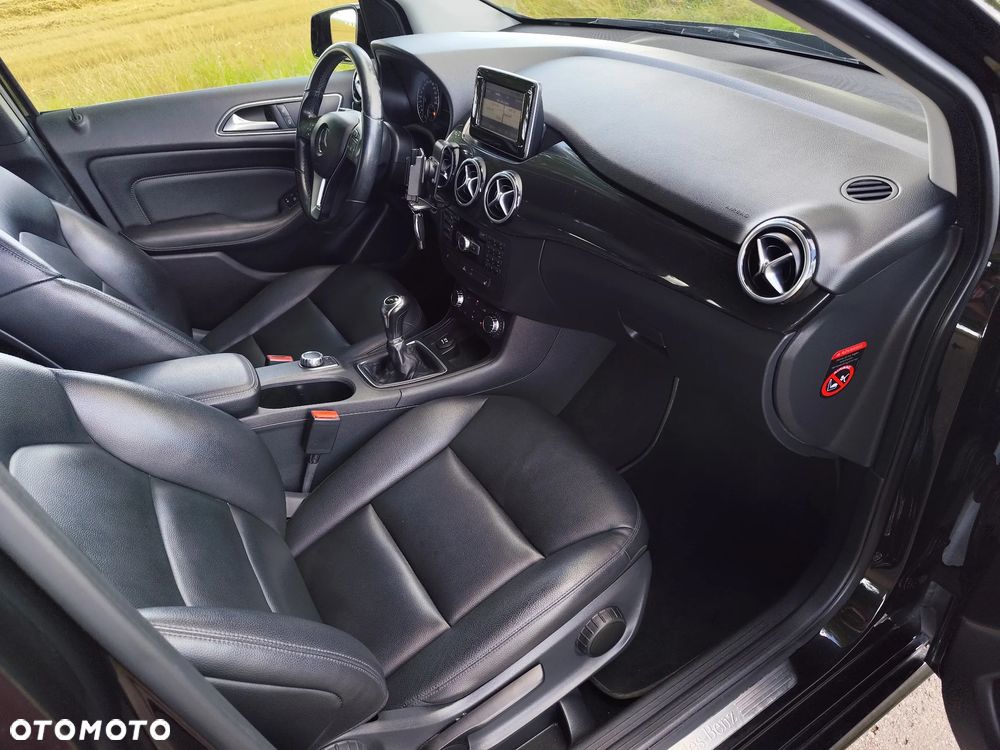 Mercedes-Benz Klasa B 180 BlueEFFICIENCY Edition 1 - 7