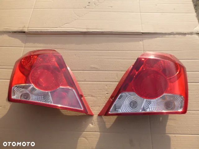 LAMPA LEWY TYŁ PRAWY TYŁ KOMPLET DAEWOO KALOS - 1