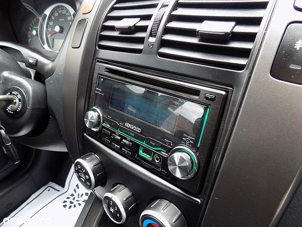 Hyundai Tucson 2.0 2WD GLS - 13
