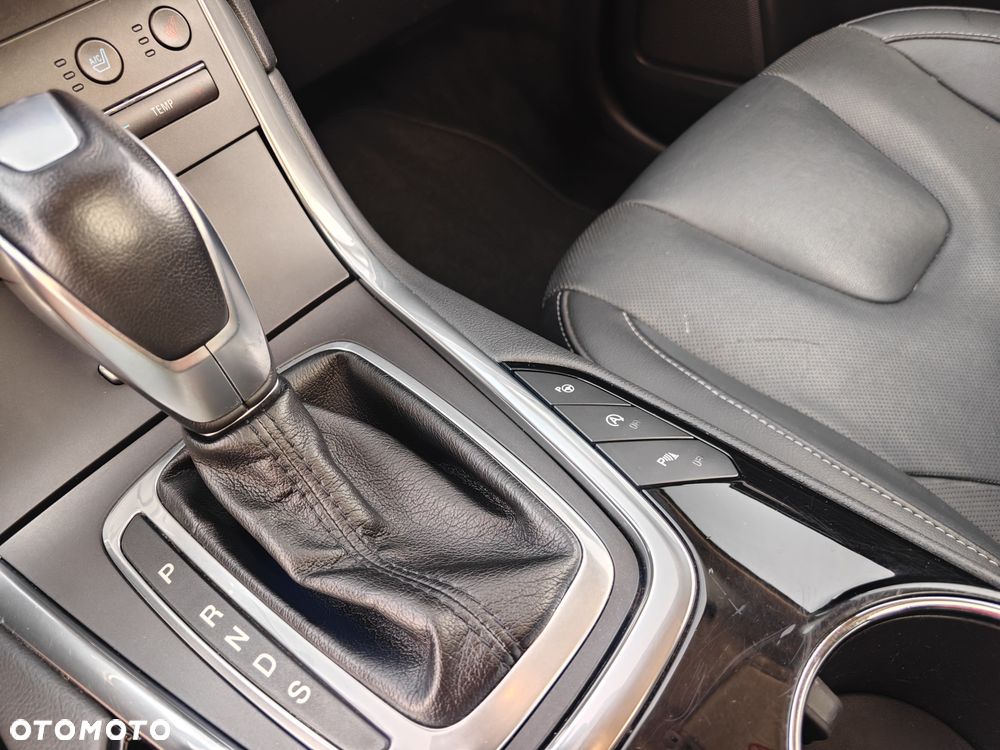 Ford S-Max - 30