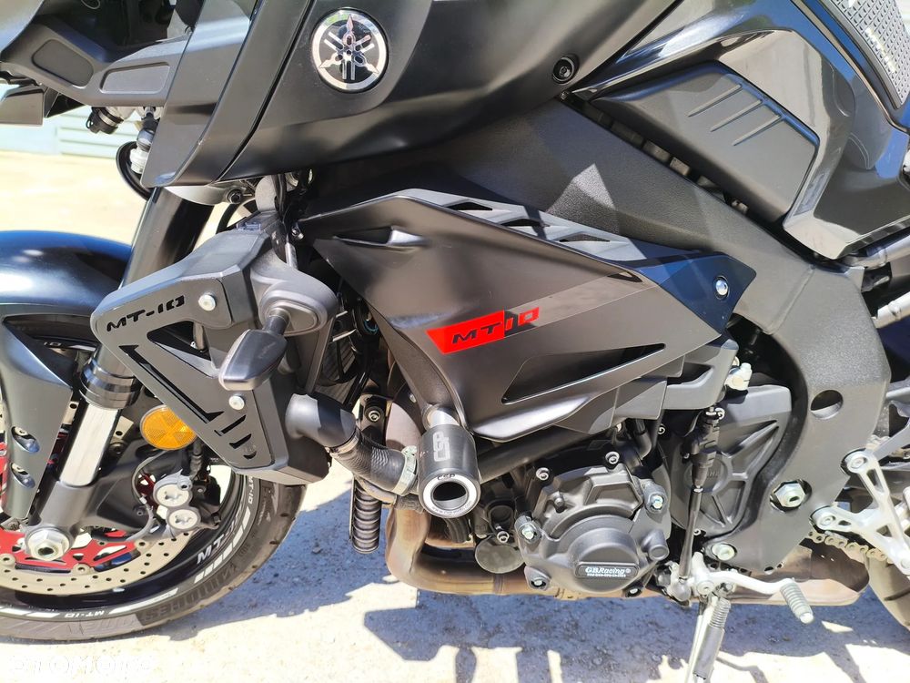 Yamaha MT - 9