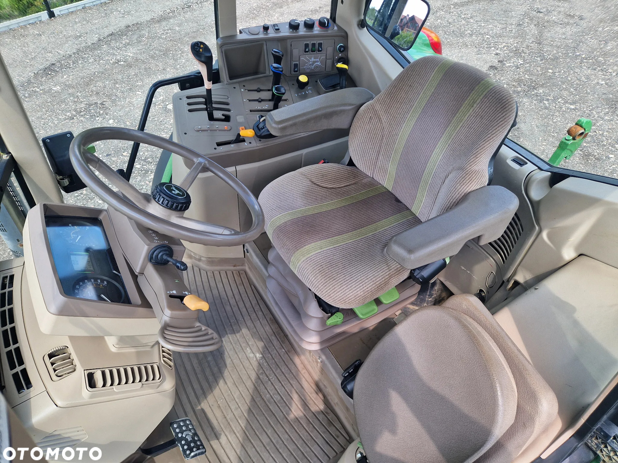 John Deere 6830 - 7