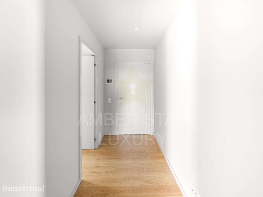 Apartamento T4 Premium com 2 Suítes e Segurança 24h - Grande imagem: 2/35