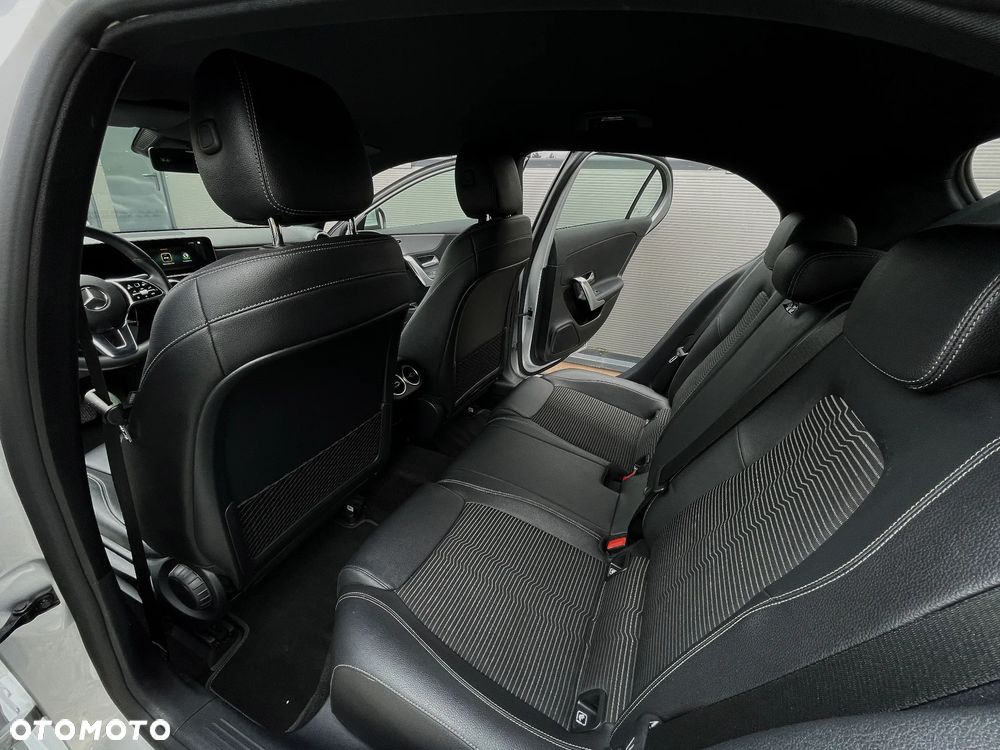 Mercedes-Benz Klasa A 180 d 7G-DCT Style - 37