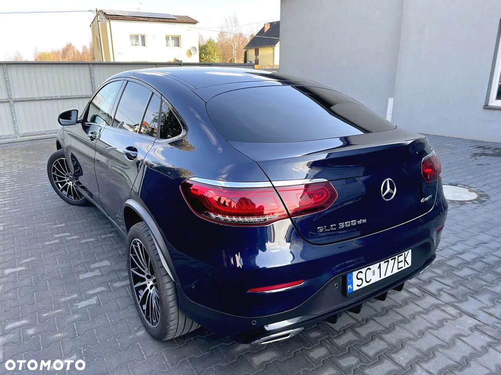 Mercedes-Benz GLC 300 de 4-Matic Business Edition - 3