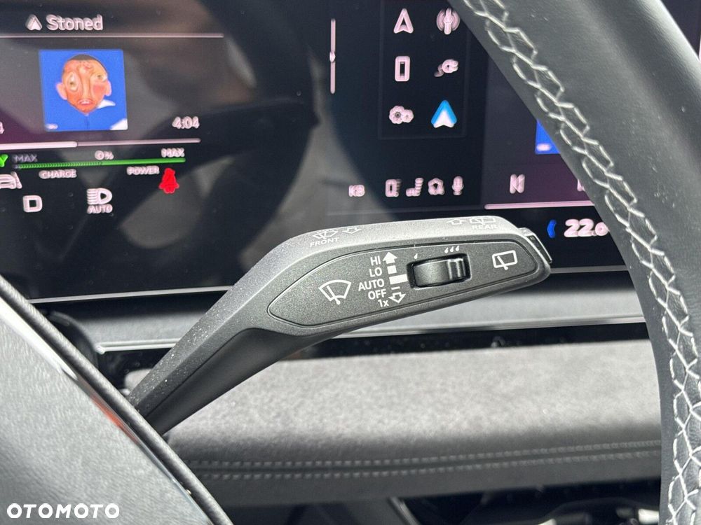 Audi Q6 e-tron - 18