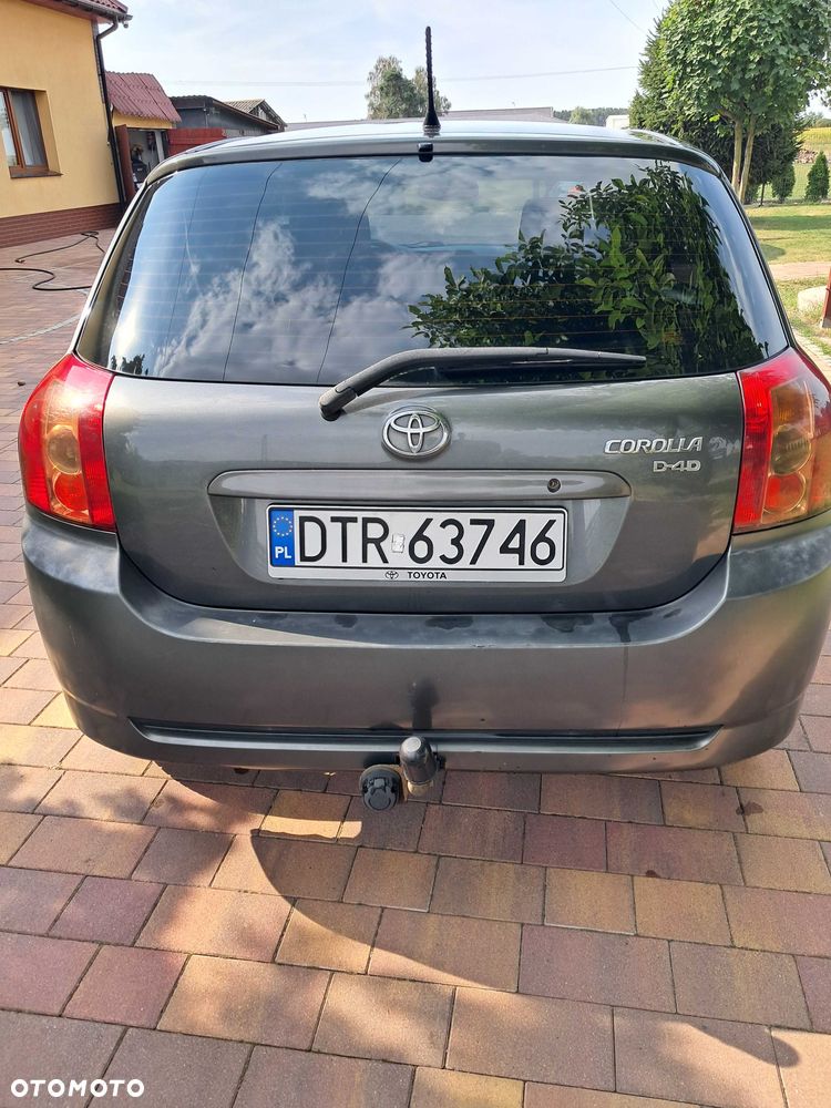 Toyota Corolla - 2