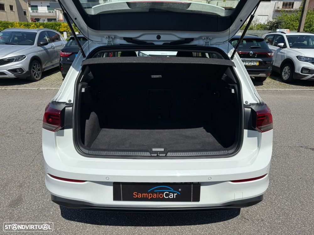 VW Golf 2.0 TDI Conceptline - 14