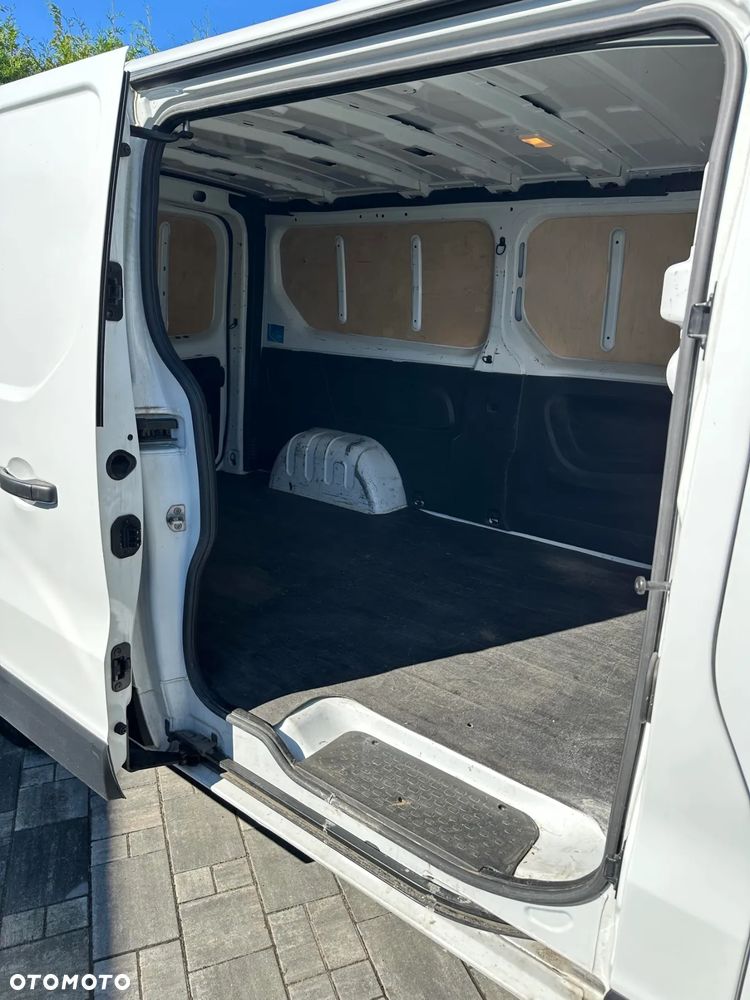 Renault Trafic - 19