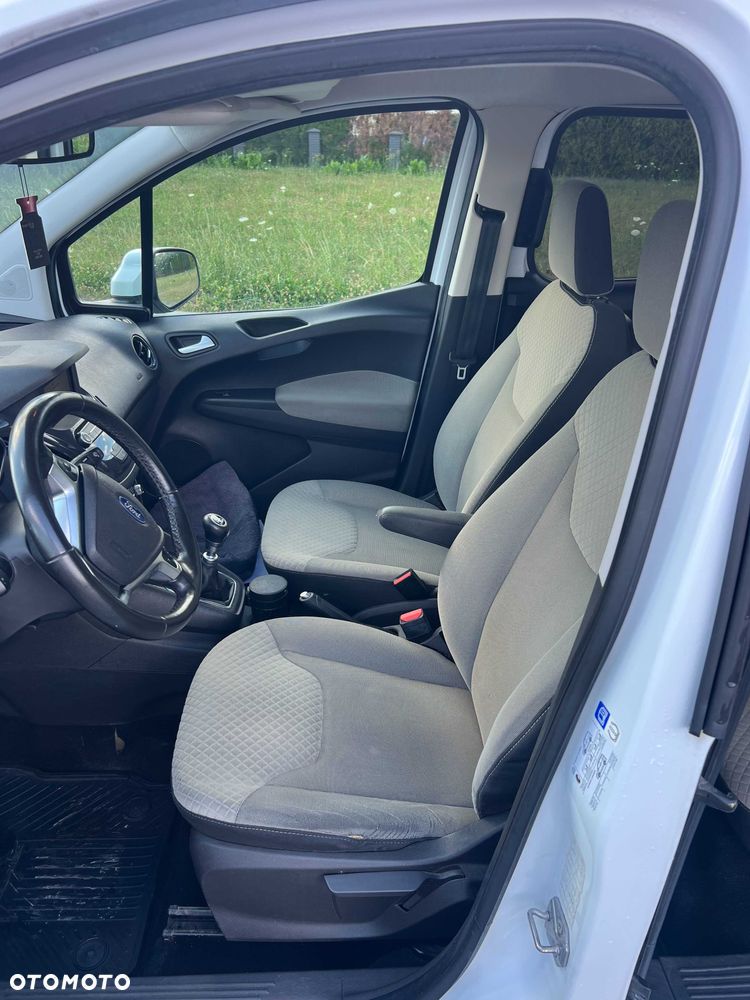 Ford Tourneo Courier - 3