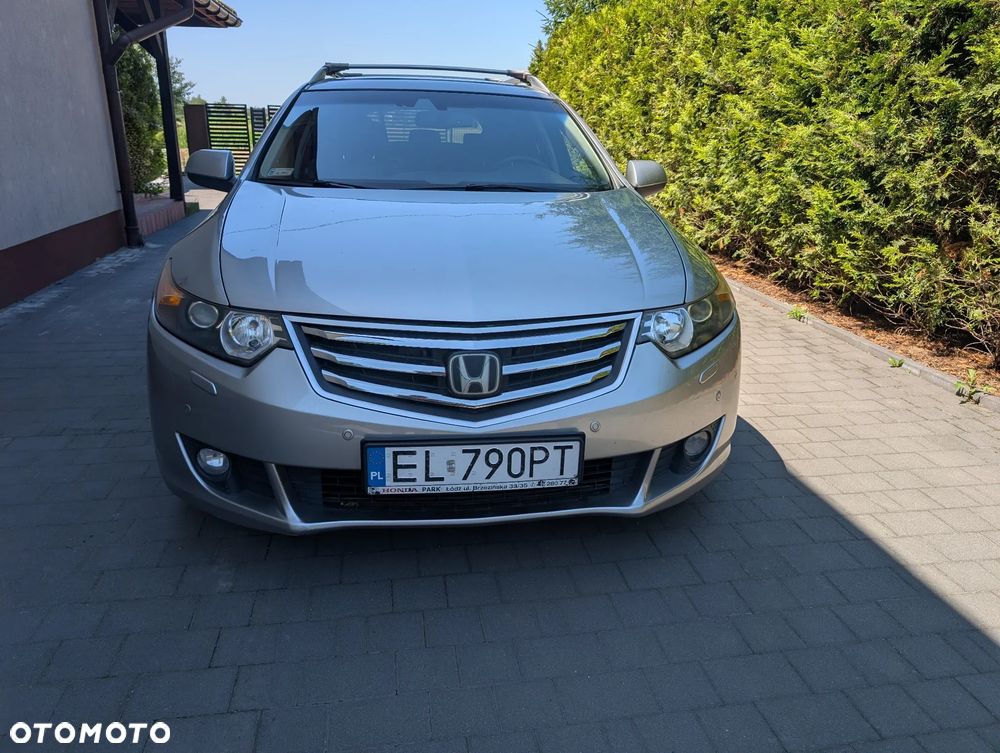 Honda Accord 2.4 Executive Nav+ACC+LKAS - 2