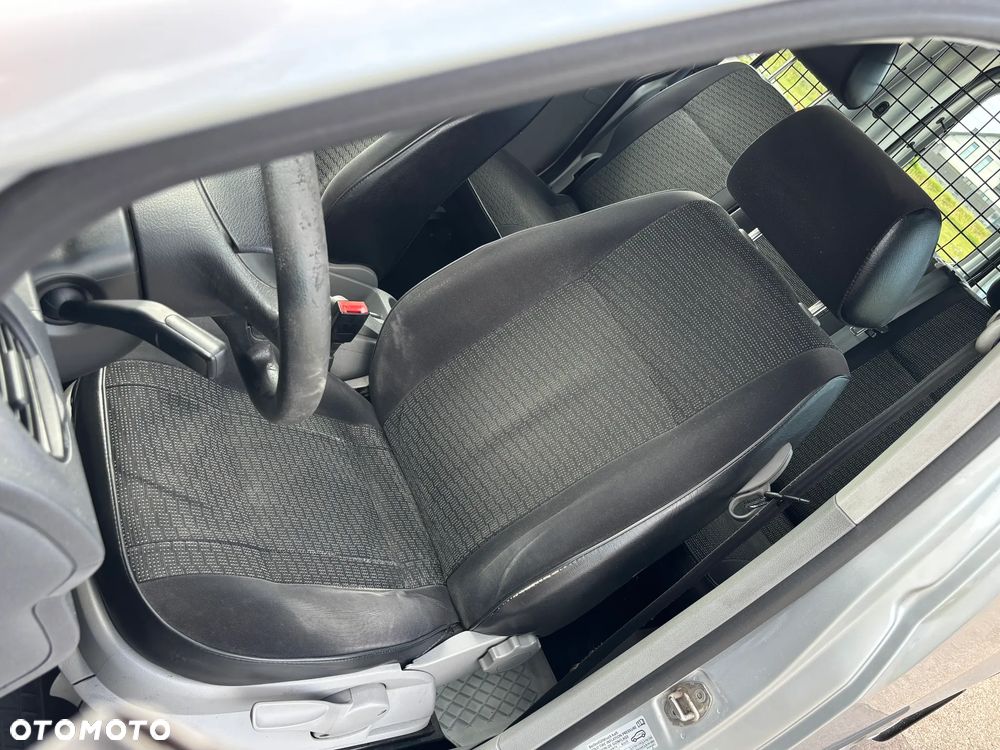 Volkswagen Caddy Life - 12