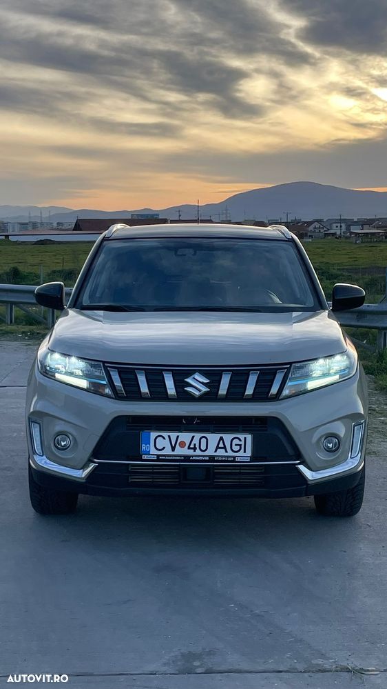 Suzuki Vitara 1.4 Boosterjet MHEV Passion - 3