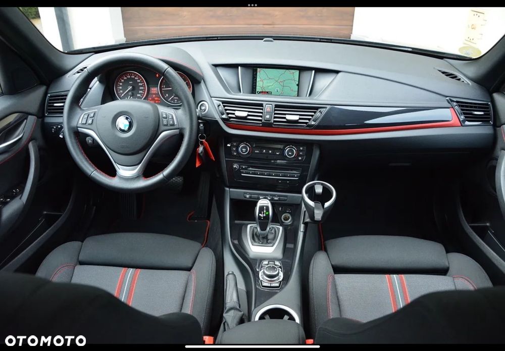 BMW X1 sDrive18d Sport Line - 9