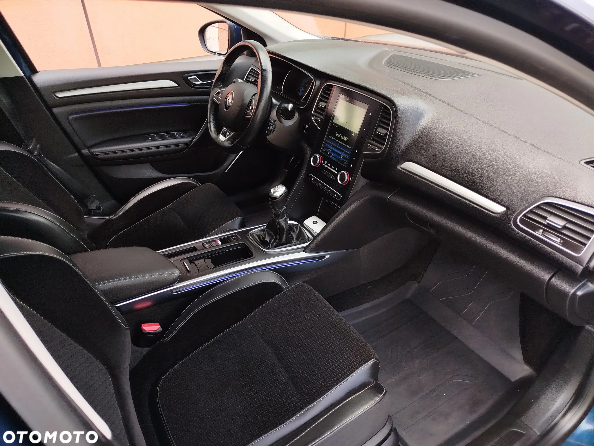 Renault Megane ENERGY TCe 130 BOSE EDITION - 10
