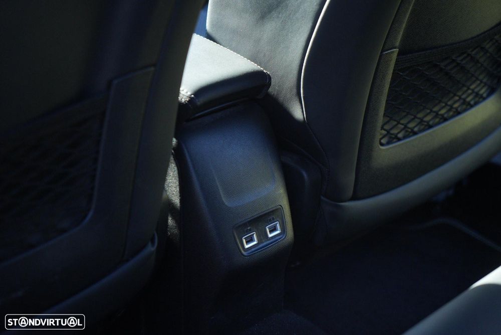 Peugeot 2008 1.2 PureTech GT EAT8 - 50