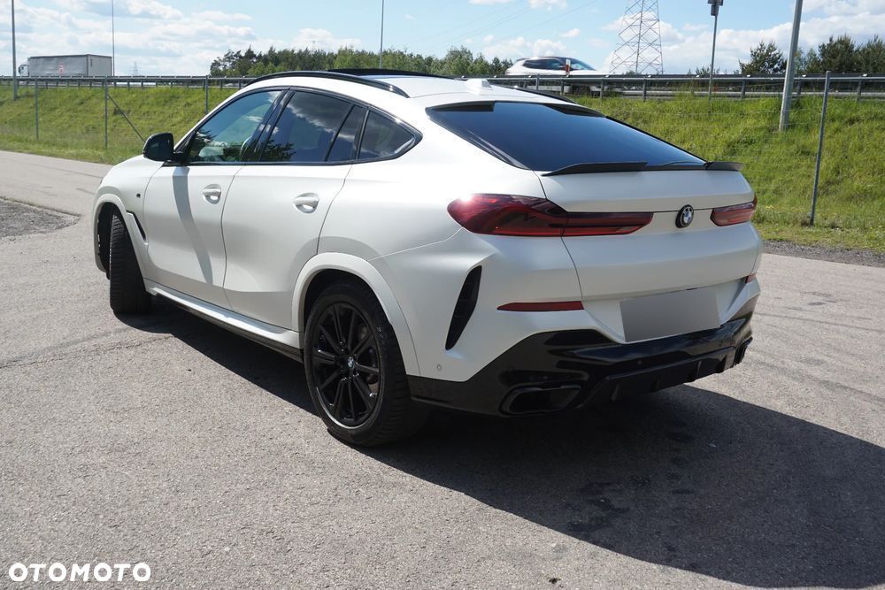 BMW X6M - 5