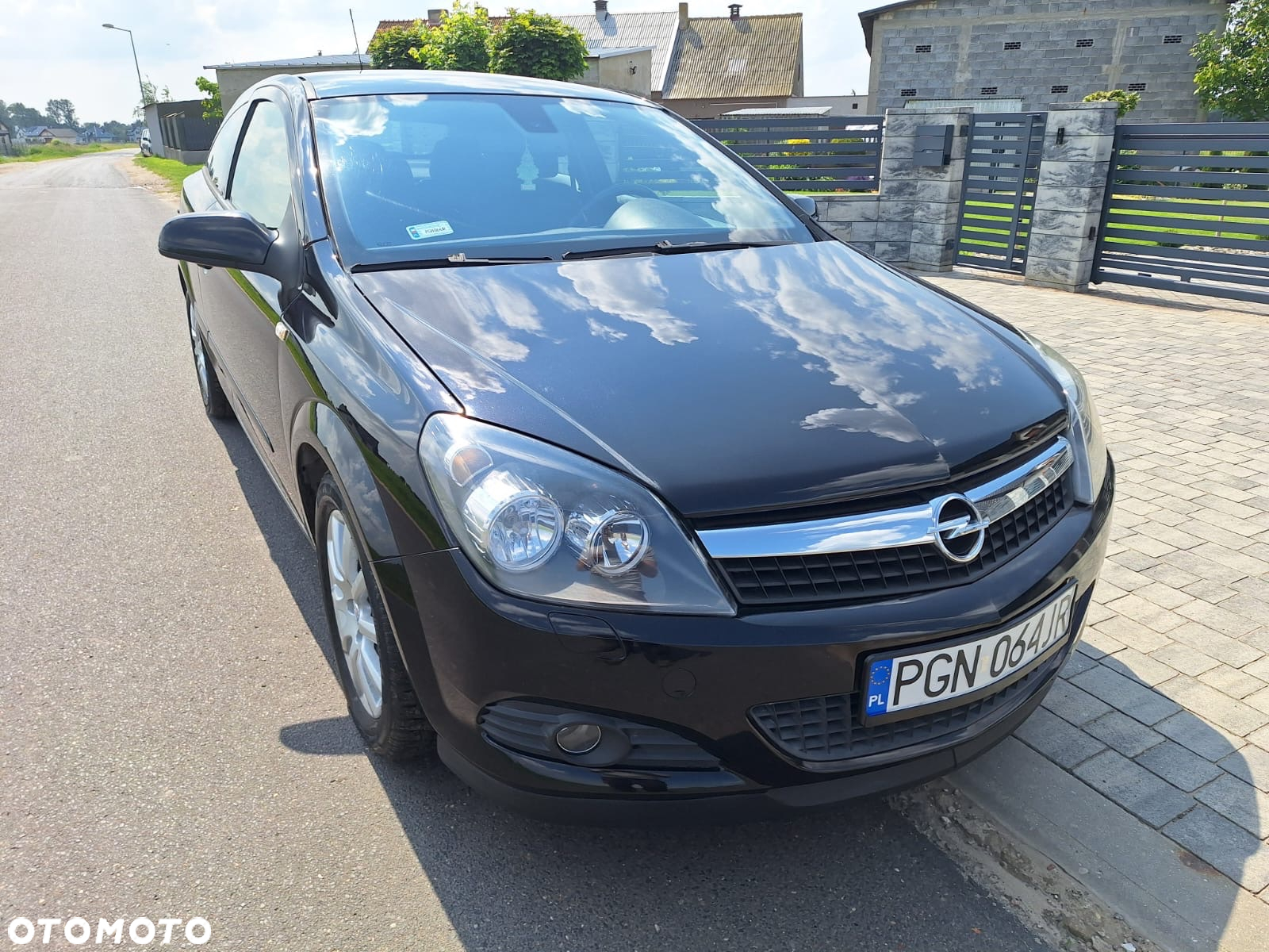 Opel Astra GTC 1.6 - 3