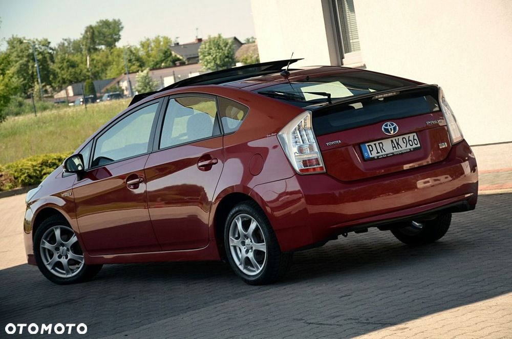 Toyota Prius - 12