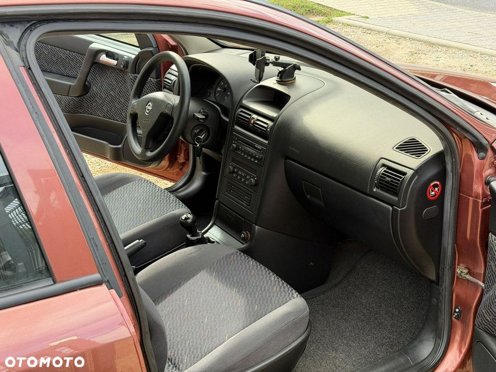 Opel Astra - 17