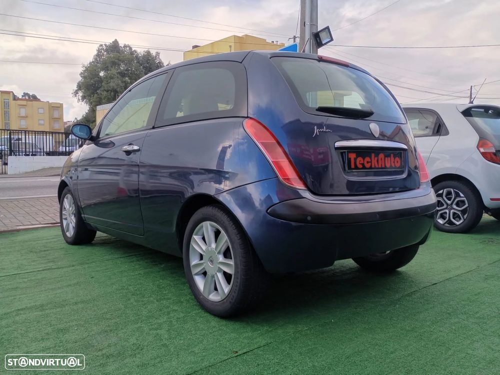 Lancia Ypsilon 1.2 16V Fashion - 4