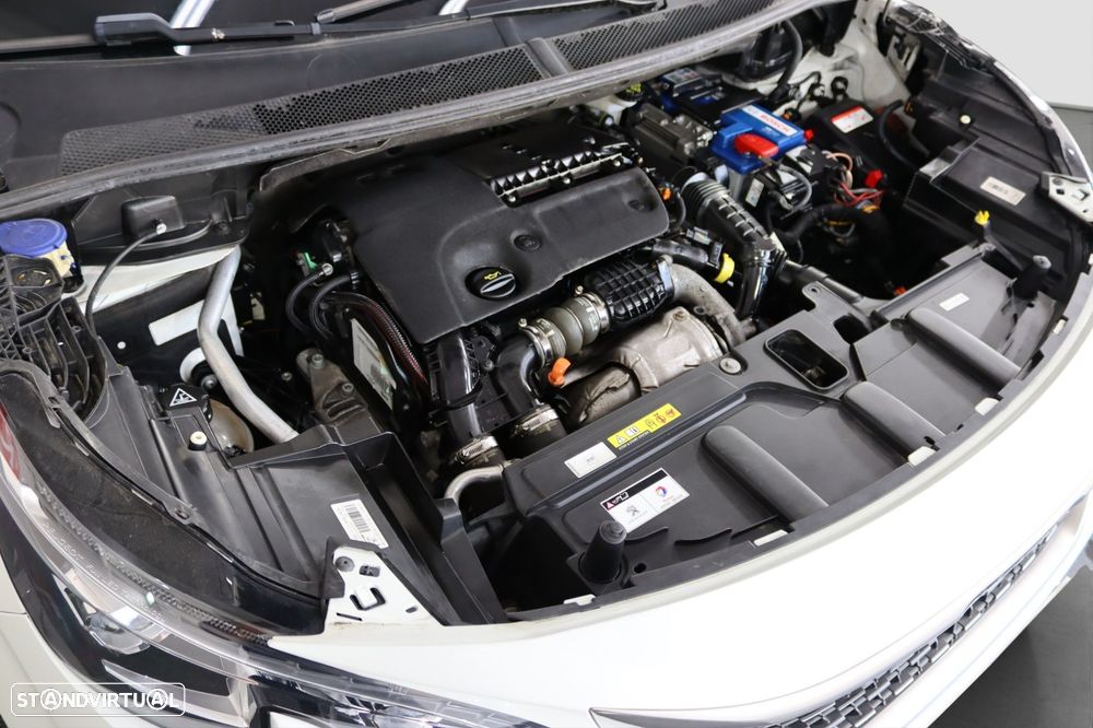 Peugeot 3008 1.2 PureTech Allure EAT6 - 13