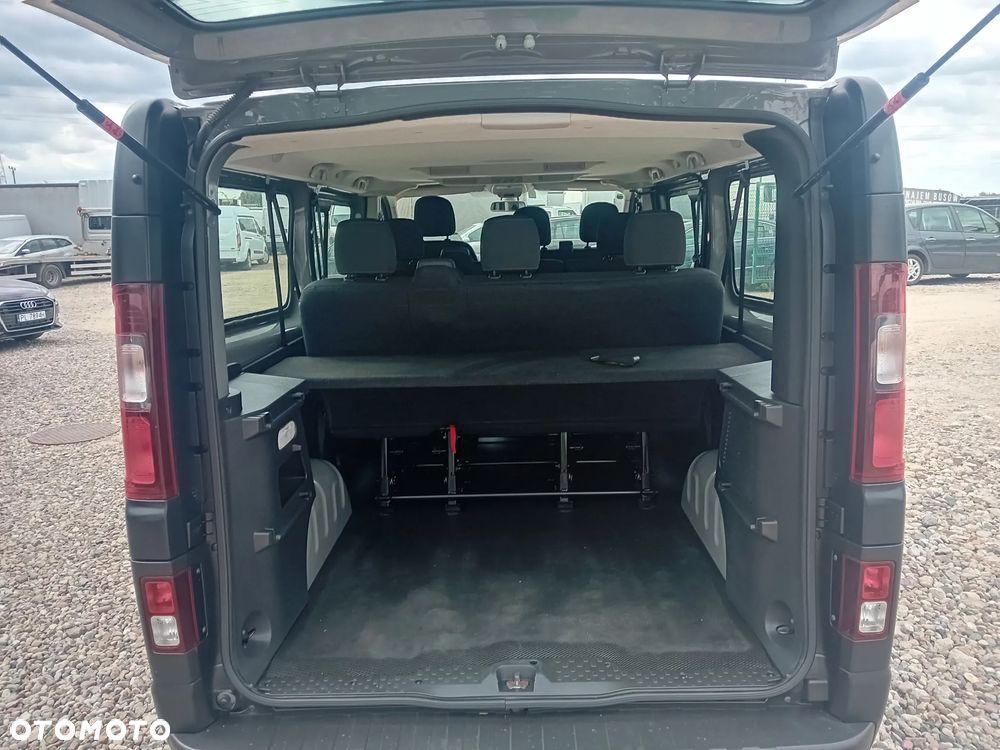 Renault Trafic - 9