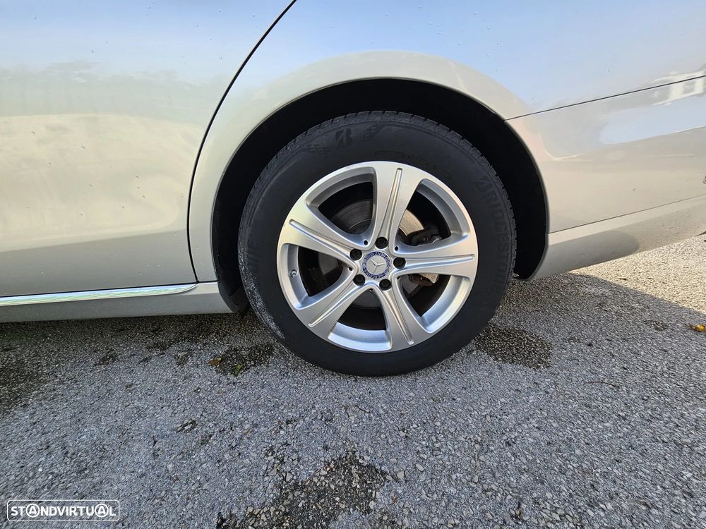 Mercedes-Benz E 220 d Avantgarde+ - 7