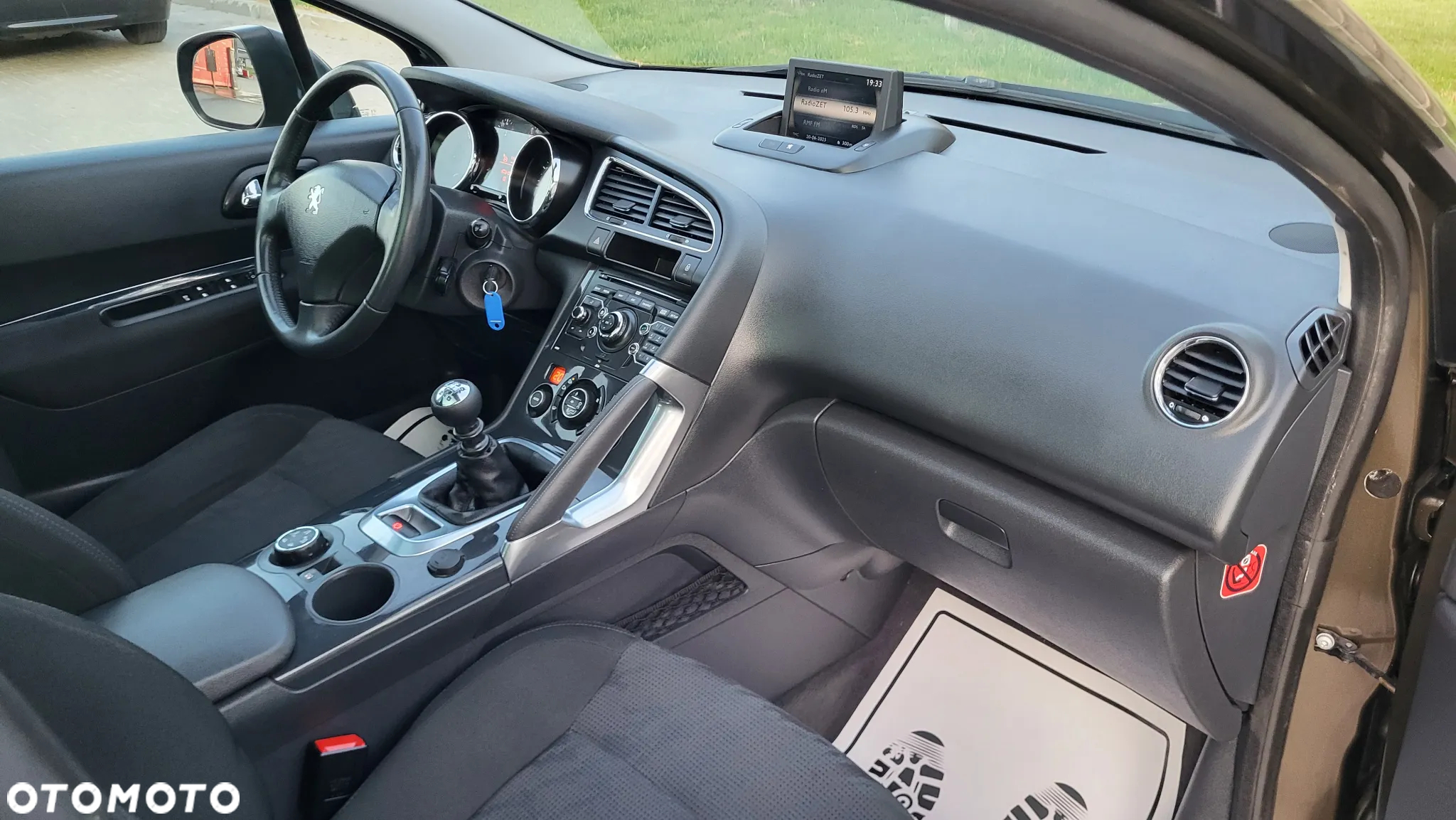 Peugeot 3008 HDi FAP 150 Platinum - 26