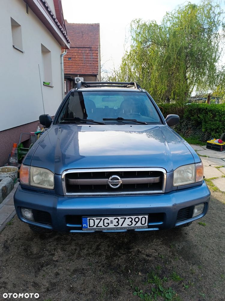 Nissan Pathfinder 3.5 V6 - 3