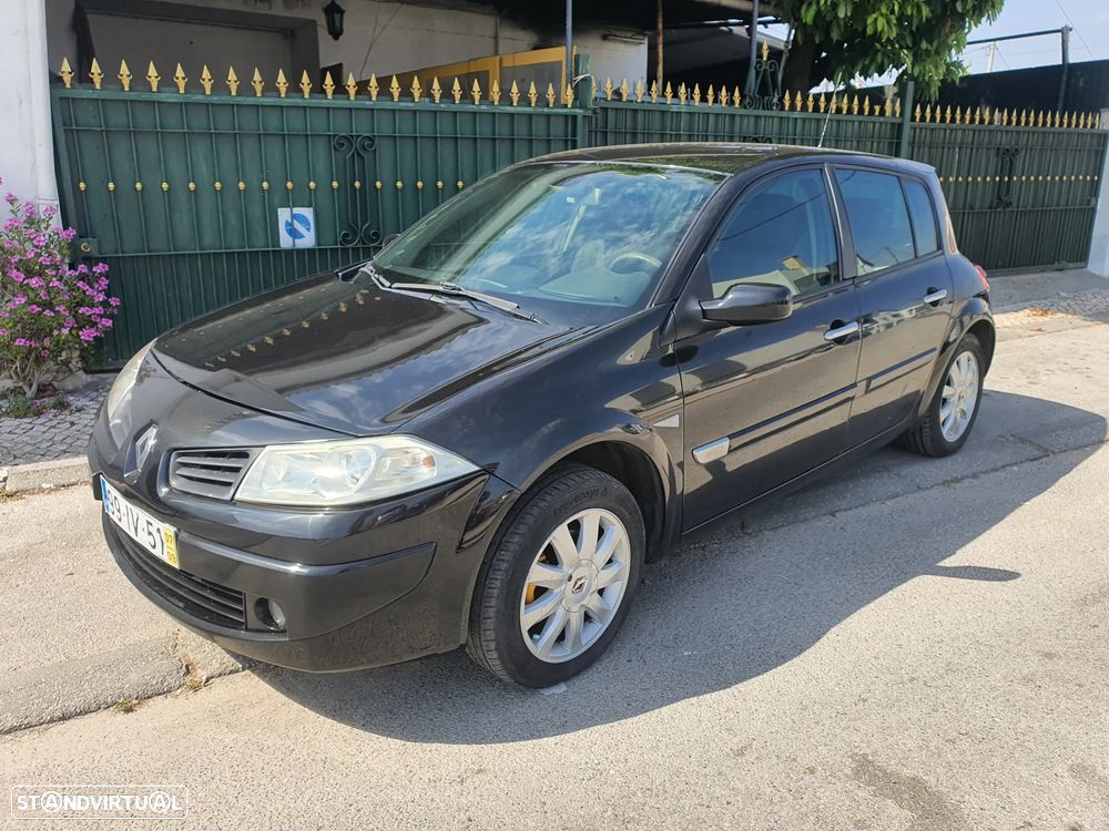 Renault Mégane 1.5 dCi Dynamique - 1