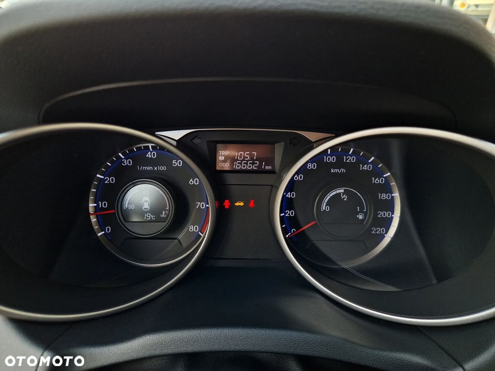 Hyundai ix35 1.6 2WD blue Trend - 32
