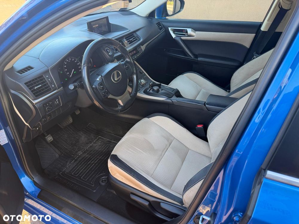 Lexus CT 200h Elegance EU6 - 9