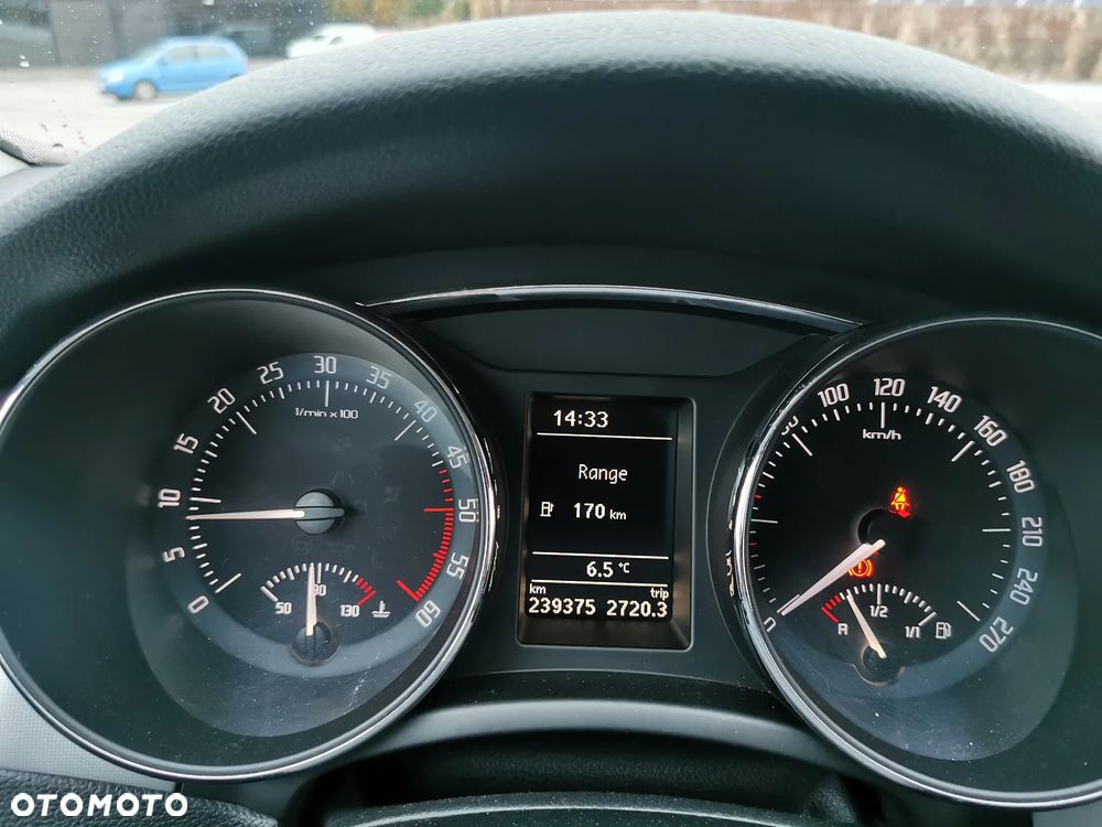 Skoda Superb 2.0 TDI Comfort - 14