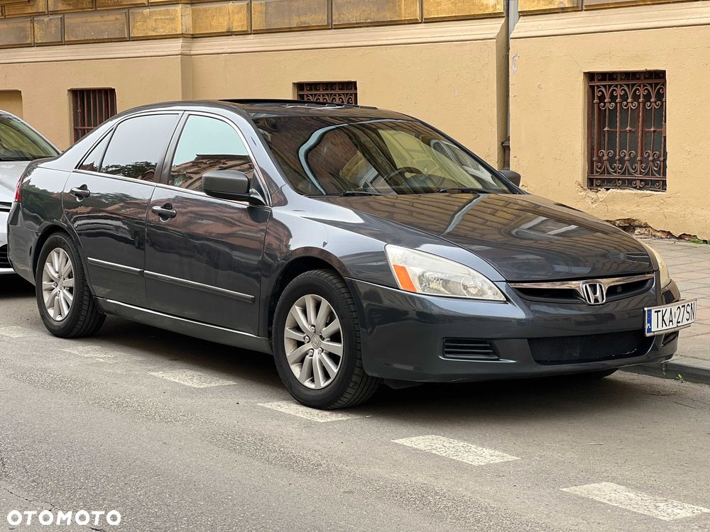 Honda Accord - 1