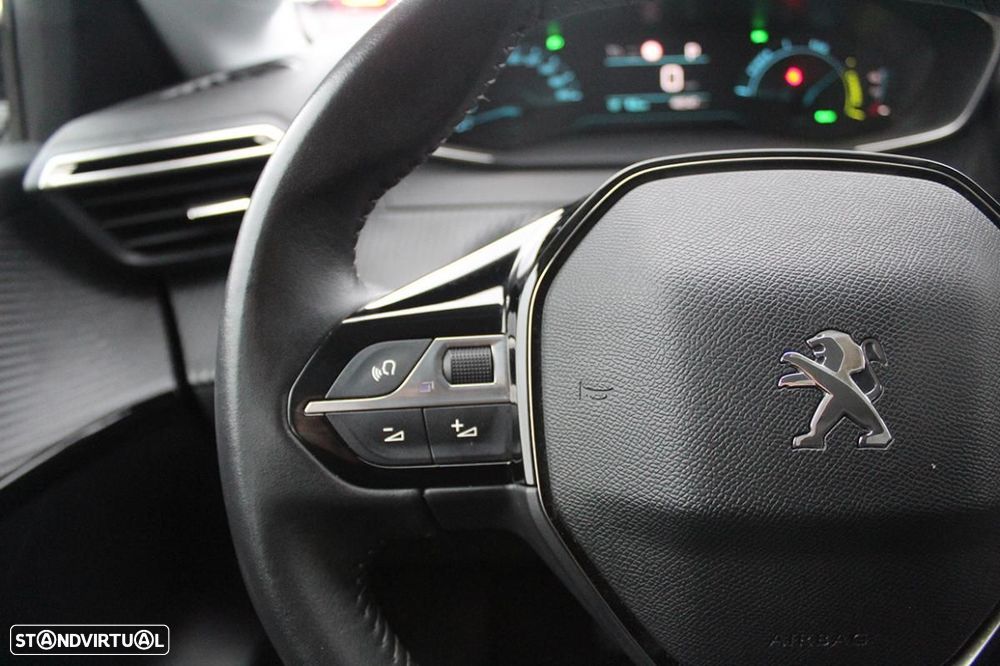 Peugeot e-208 Active Pack - 31