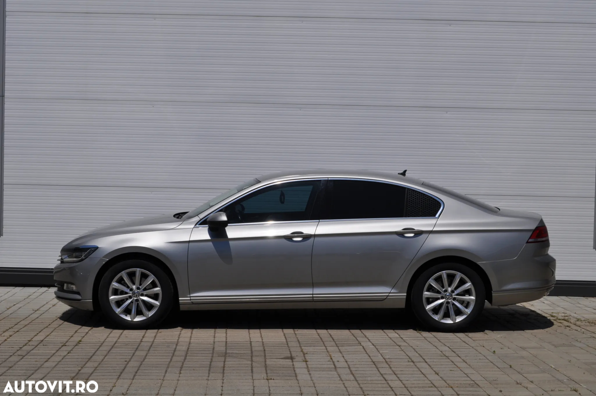Volkswagen Passat 1.4 TSI ACT (BlueMotion Technology) Comfortline - 2
