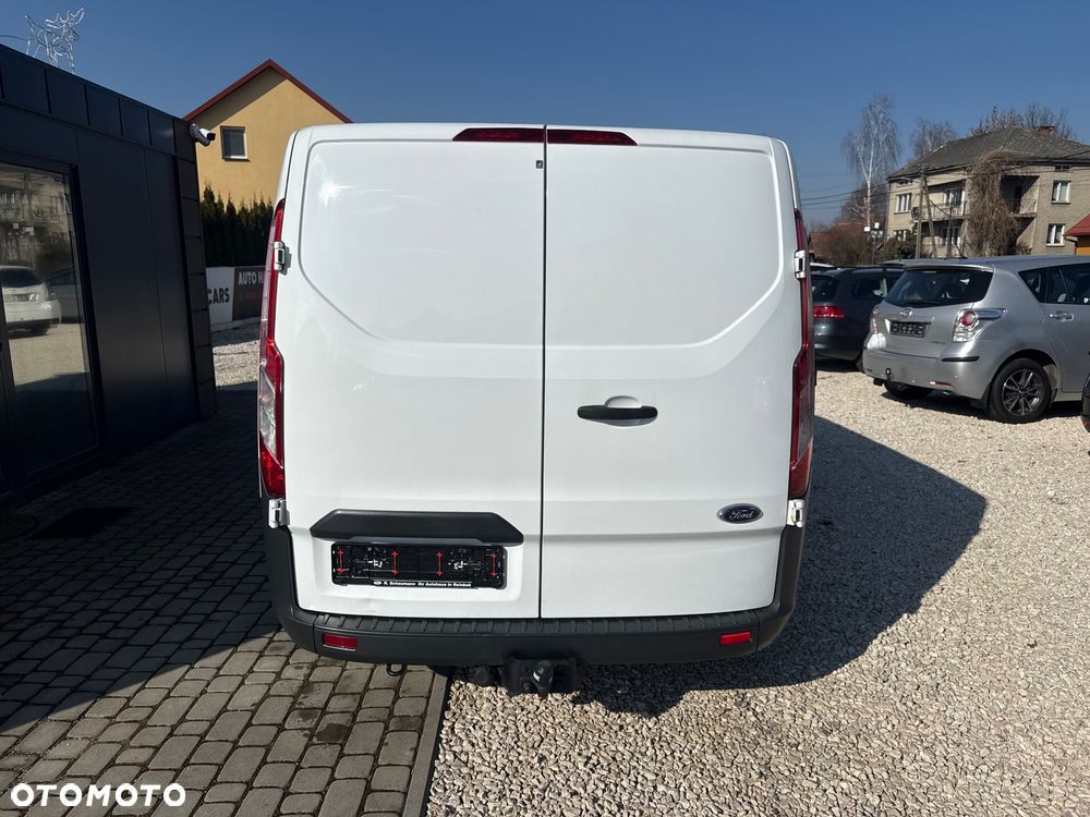 Ford TRANSIT CUSTOM - 5