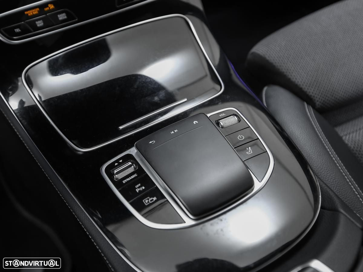 Mercedes-Benz E 300 de Avantgarde 4Matic - 20