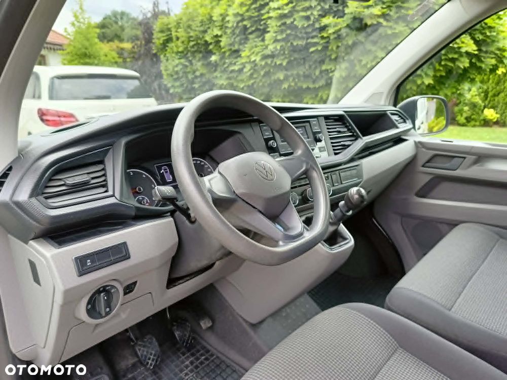 Volkswagen Transporter - 12