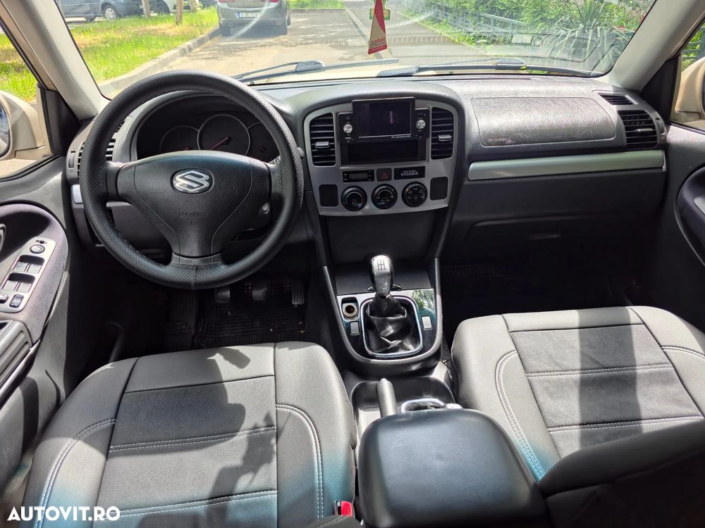 Suzuki Grand Vitara 2.0 TD A/C - 12