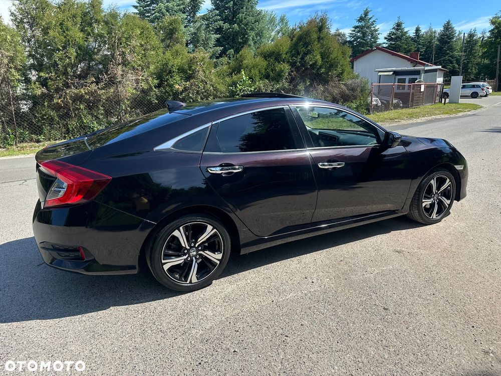 Honda Civic 1.5 i-VTEC Turbo CVT Prestige - 4
