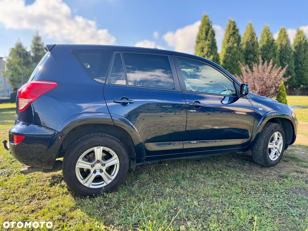 Toyota RAV4 2.2 D-CAT 4x4 Executive - 3