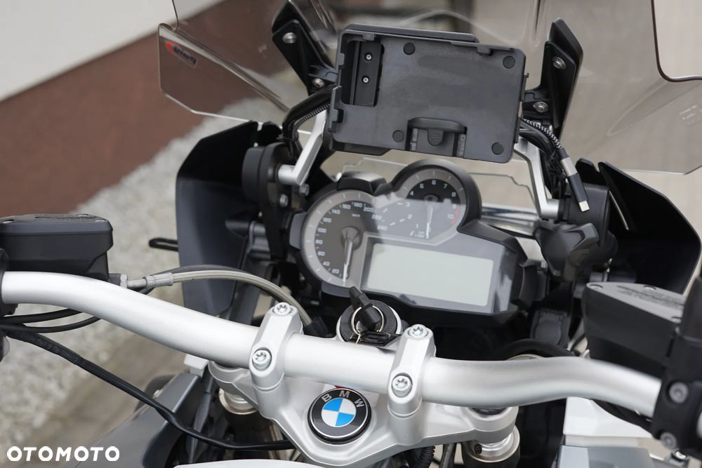 BMW R - 19
