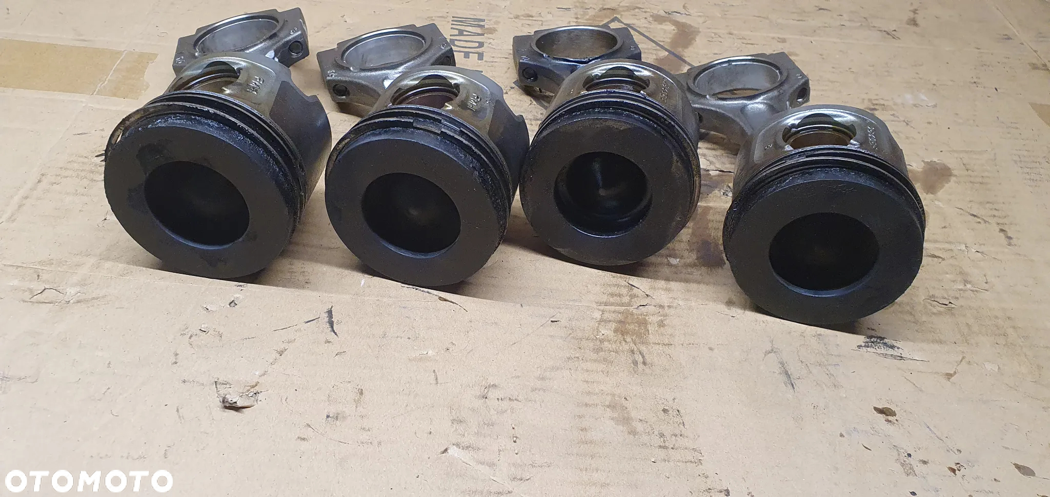 Tłok korbowód BMW I E87 Lift 2.0D N47D20A - 6