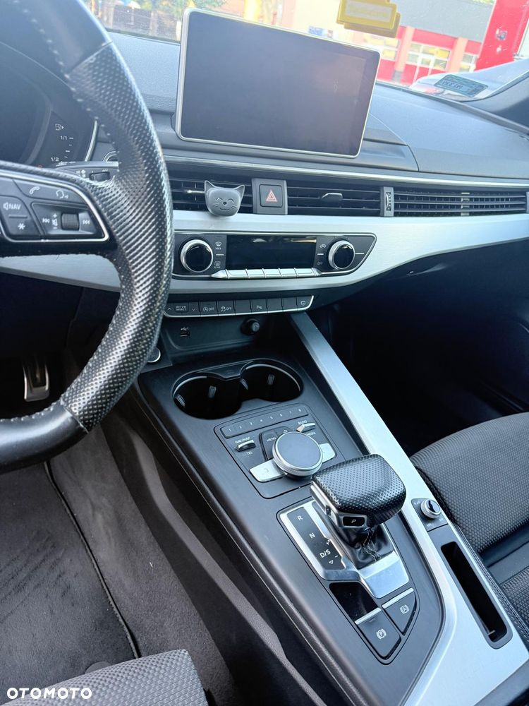 Audi A4 Avant - 10