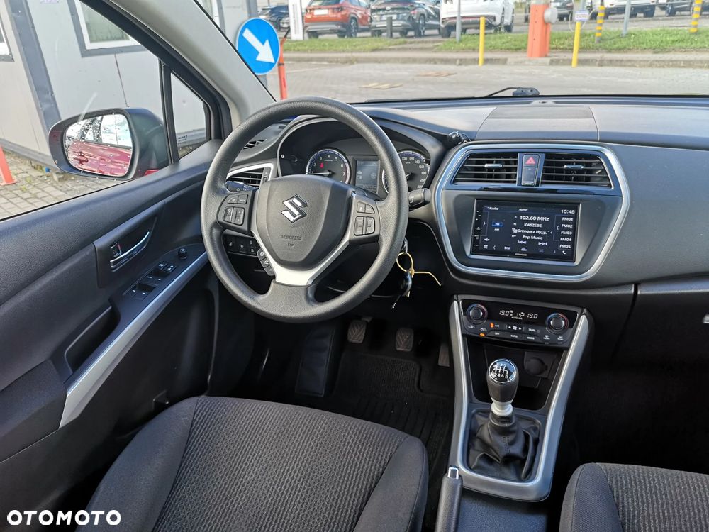 Suzuki SX4 S-Cross - 14