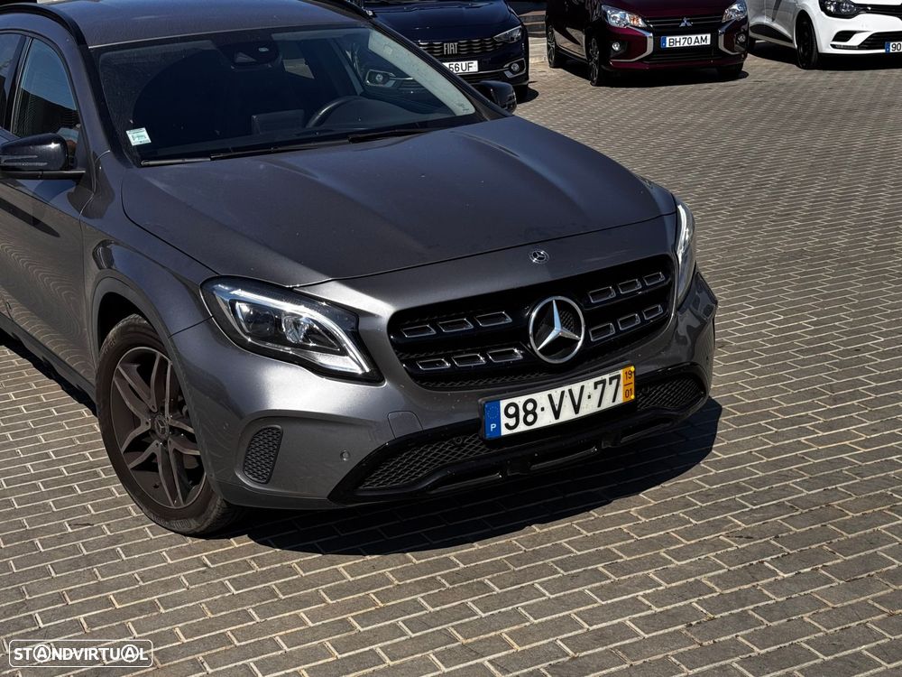 Mercedes-Benz GLA 200 d Urban Aut. - 2