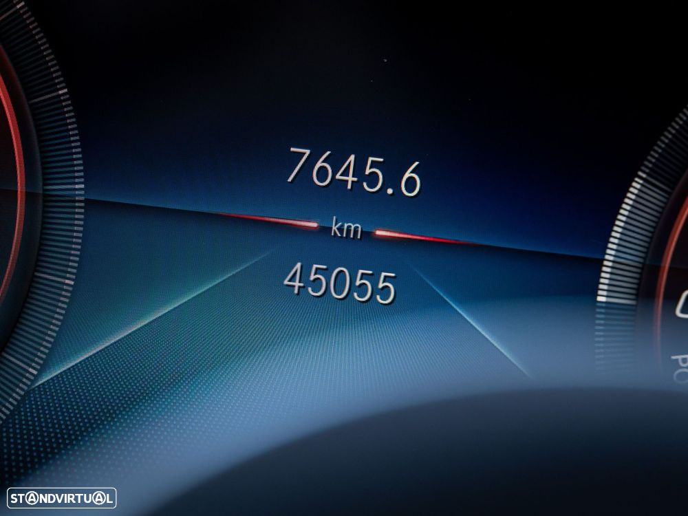 Mercedes-Benz CLA 250 - 14